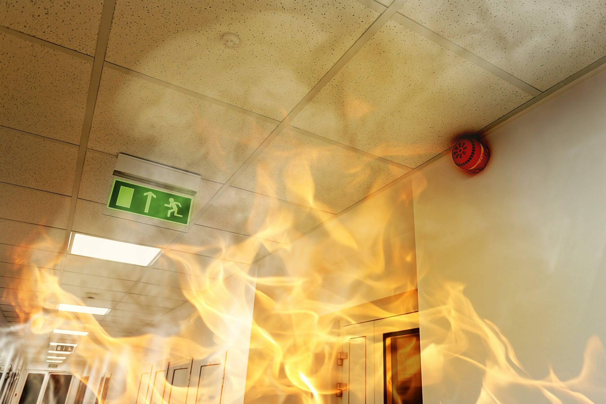 Kontorsbrand brandvarnare utrymning